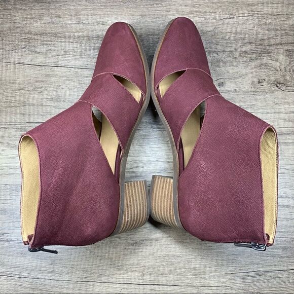 Lucky Brand~LK-Ralwan~Sugar Red Barclay~Womens~Size 9 M - Picture 7 of 9